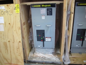 BREAKER, CIRCUIT TYPE, POWER KIND, 1200 AMP RATING, 4160 VOLT RATING, 3 POLE. ROLL-IN REPLACEMENTS FOR ABB 5HK350-1200. PART # 5ISB2-350-1200SR (W-44) LOADING & HANDLING FEE $15-